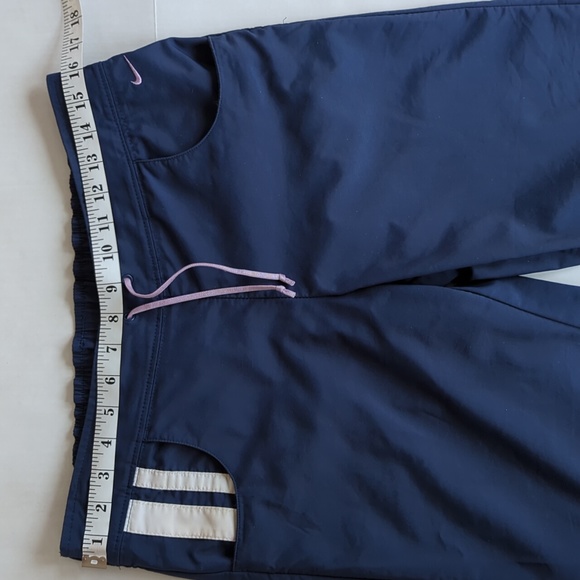 Nike Stripe Nylon Blend Capri Cropped Pants Medium Navy Blue White - Picture 10 of 14